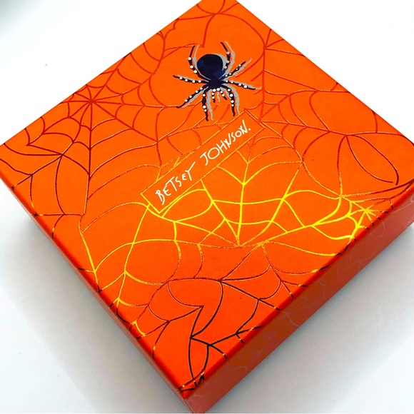 LAST ONE! Betsey Johnson Halloween Pumpkin Drop Earrings - Picture 4 of 4